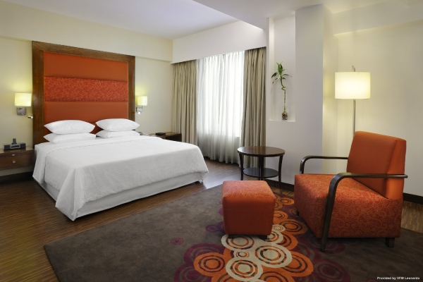Hotel Four Points by Sheraton Ahmedabad (Ahmadābād)
